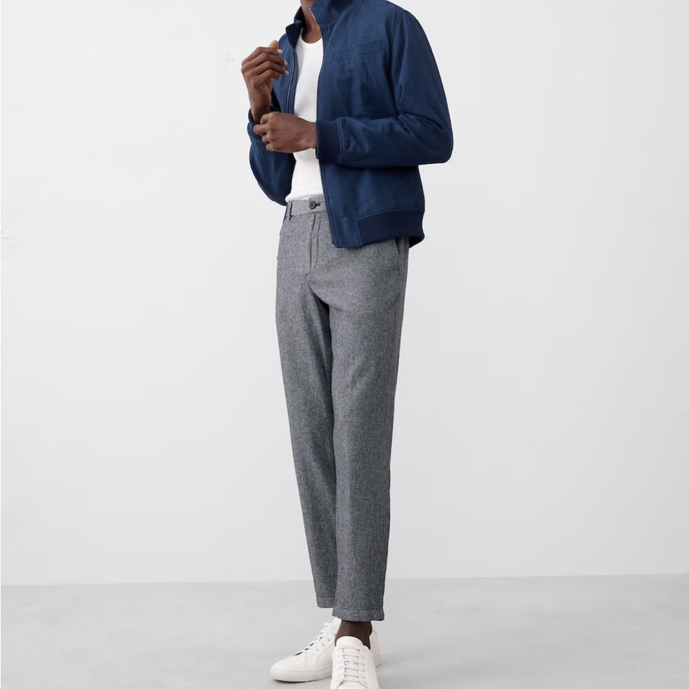 Banana Republic Men’s Mason Athletic Tapered Pant